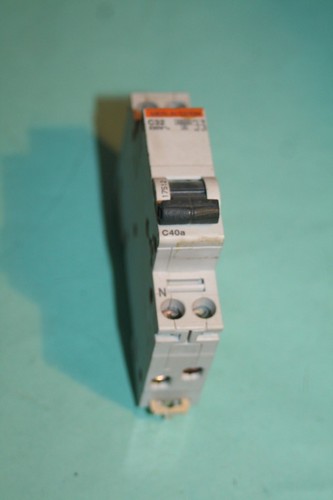 Interrupteur automatique c32a - interrupteur,