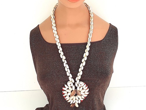 Collier coquillages - de,