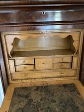 secrétaire louis philippe en loupe de noyer. H 150, L 82, P 43cm.