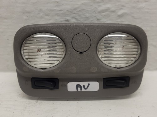 Lumière plafonnier avant pour