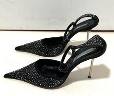 Neuf Escarpins pointu et