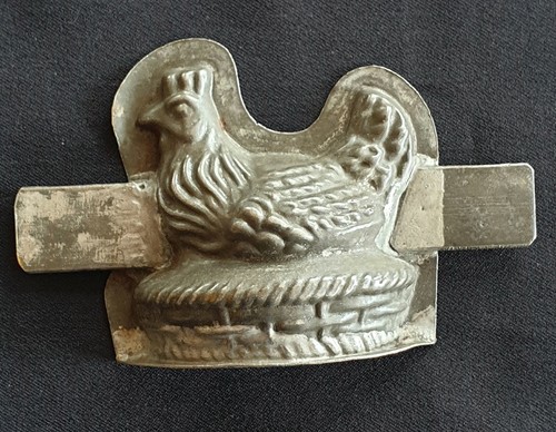 Ancien moule chocolat - À,
