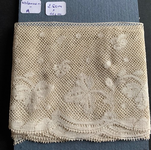 Ancienne dentelle - ,