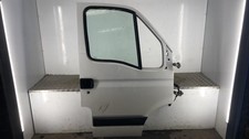 Porte avant droit NISSAN