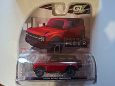 Greenlight Showroom Floor Series 7 2024 Ford Bronco 4-Door Badlands  (NG44)