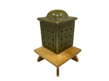 Meuble maison de poupée poêle en faïence 16 x 11 x 10 cm - Excellent état