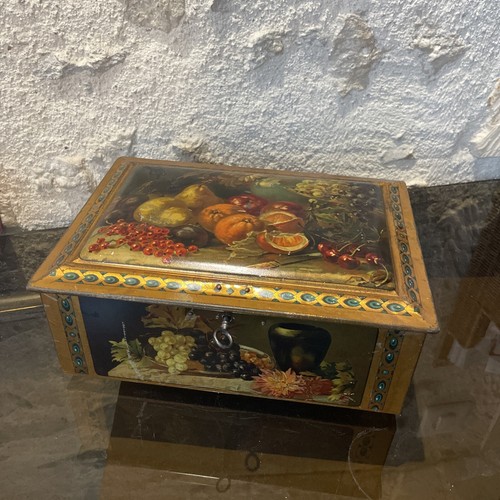 Boite ancienne coffre décor