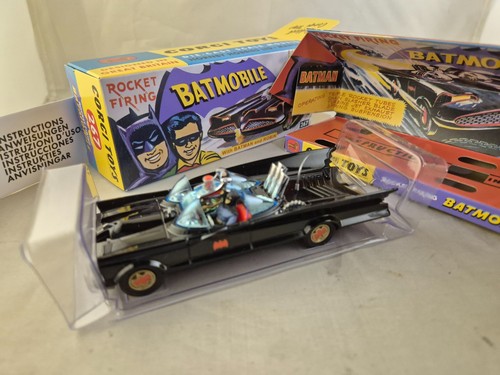 Corgi cd54321050 batmobile - corgi,