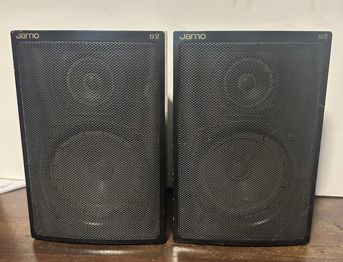Jamo bookshelf speakers - jamo,