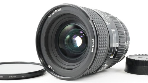 Objectif zoom grand angle