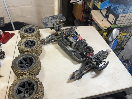 Traxxas revo project - e,