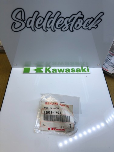 écrou collecteur kawasaki - 1,