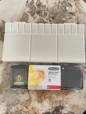 Schmincke Akademie, boîte de peinture aquarelle 14 1/2 godets + Carnet voyage