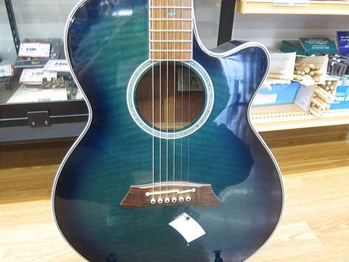 Guitare électrique acoustique