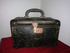 valise ancienne ou mallette