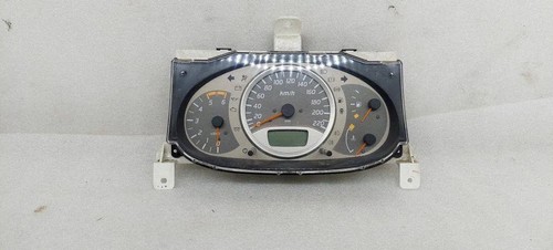 Nissan almera tino v10 - almera,
