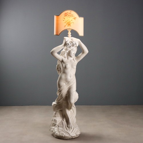 Lampadaire ancien avec statue - ancien,