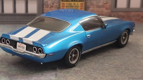 Spark chevrolet camaro - chevrolet, z28