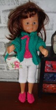 vêtements neufs pour poupée