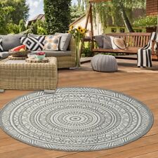 Tapis rond d'extérieur à motifs ethniques - gris et blanc intemporels, élégant