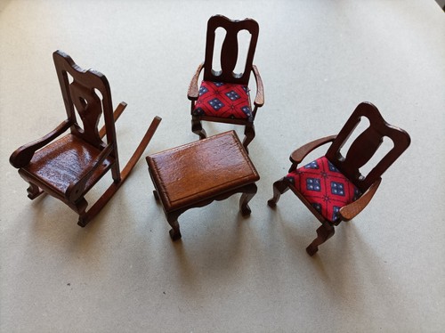 Lot ancien mobilier - de, poupée