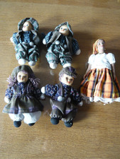 LOT 5 PETITES POUPEES TETE