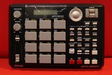 USED AKAI MPC 500 Black Music Production Center U2350 240725