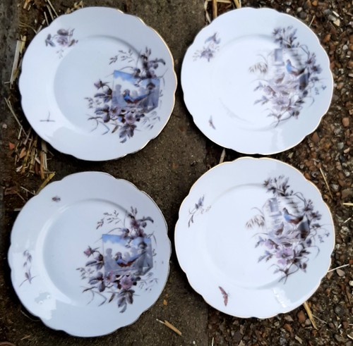 Art table rare assiettes - table,