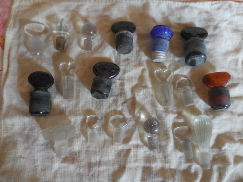Lot petit bouchons - lot, 18