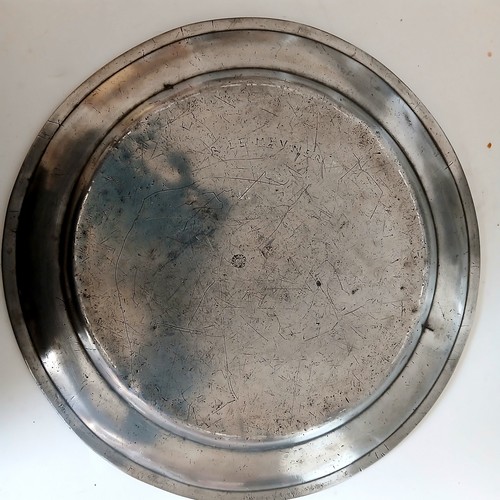 Ancien grand plat - , en