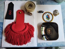 Lot de 7 objets militaires