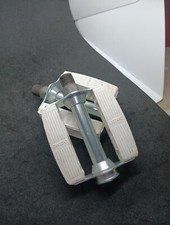 pedale lyotard Blanche velo