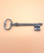 Ancienne clé clef serrure fer