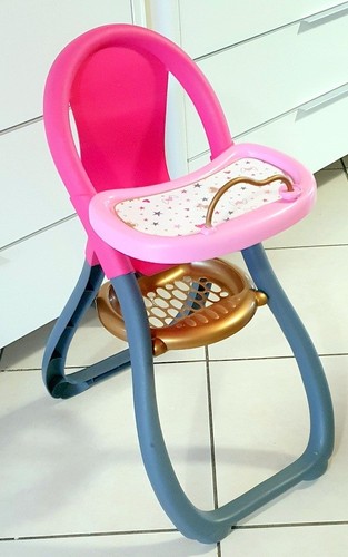 Chaise haute pour poupée - haute,