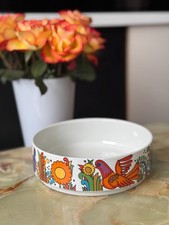 Plat rond /saladier Acapulco Villeroy et Boch très bon état diamètre 18 cm