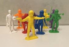 Lot 9 figurine astronaute vintage Bazar Toy Space plastic astronaut espace 70'