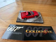 James Bond voiture Ferrari