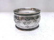 Rond de serviette en métal