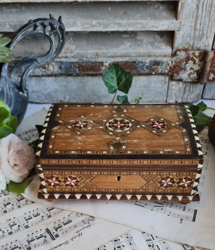 Ancienne boite musique en - ancienne, a