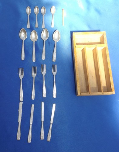 Dinette ménagère couverts - ,