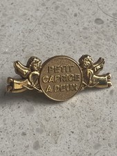 Pin’s Caprice Des Dieux Arthus Bertrand Plaqué Or  ••