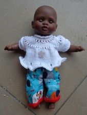 vêtements neufs pour poupon