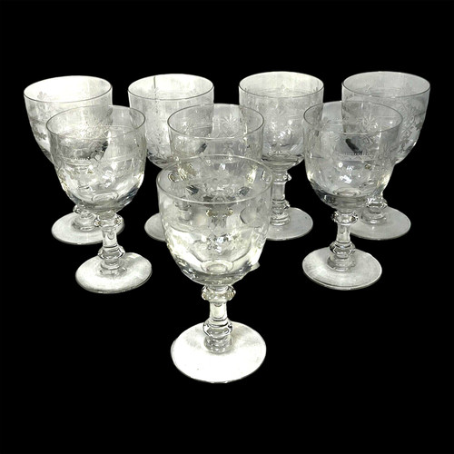 Série verres à - 8, eau