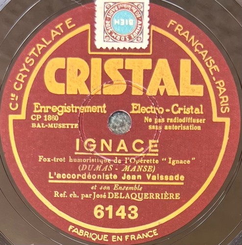 Accordéoniste jean vaissade - l'accordéoniste,