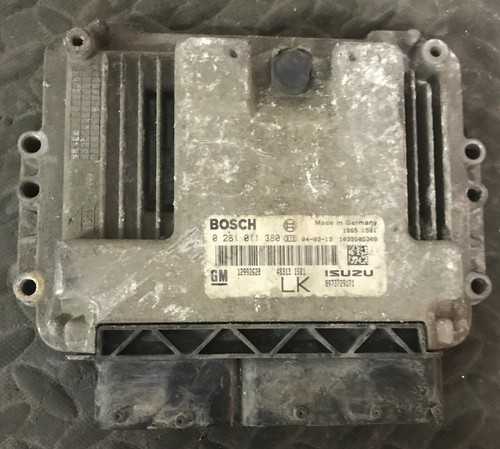 Calculateur moteur opel astra - calculateur,