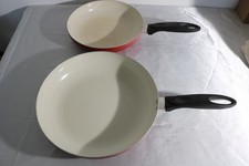 Lot de 2 poêles fond en