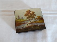 ANCIENNE Boîte Coffret en Bois Laqué Noir à Décor Paysage