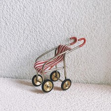 Poussette miniature pour