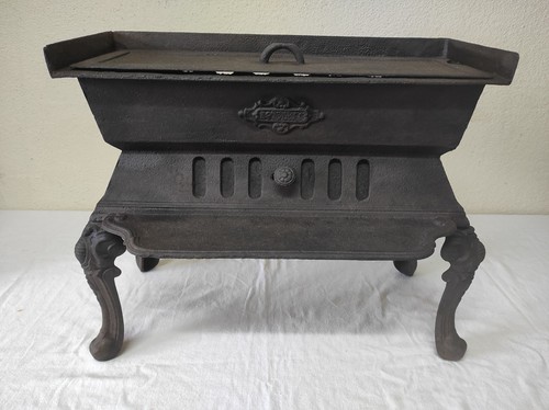 Ancien petit réchaud poêle - ancien,