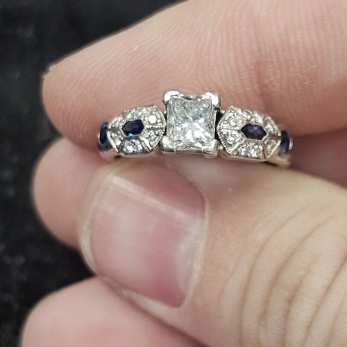 Platinum diamond sapphire - diamond,